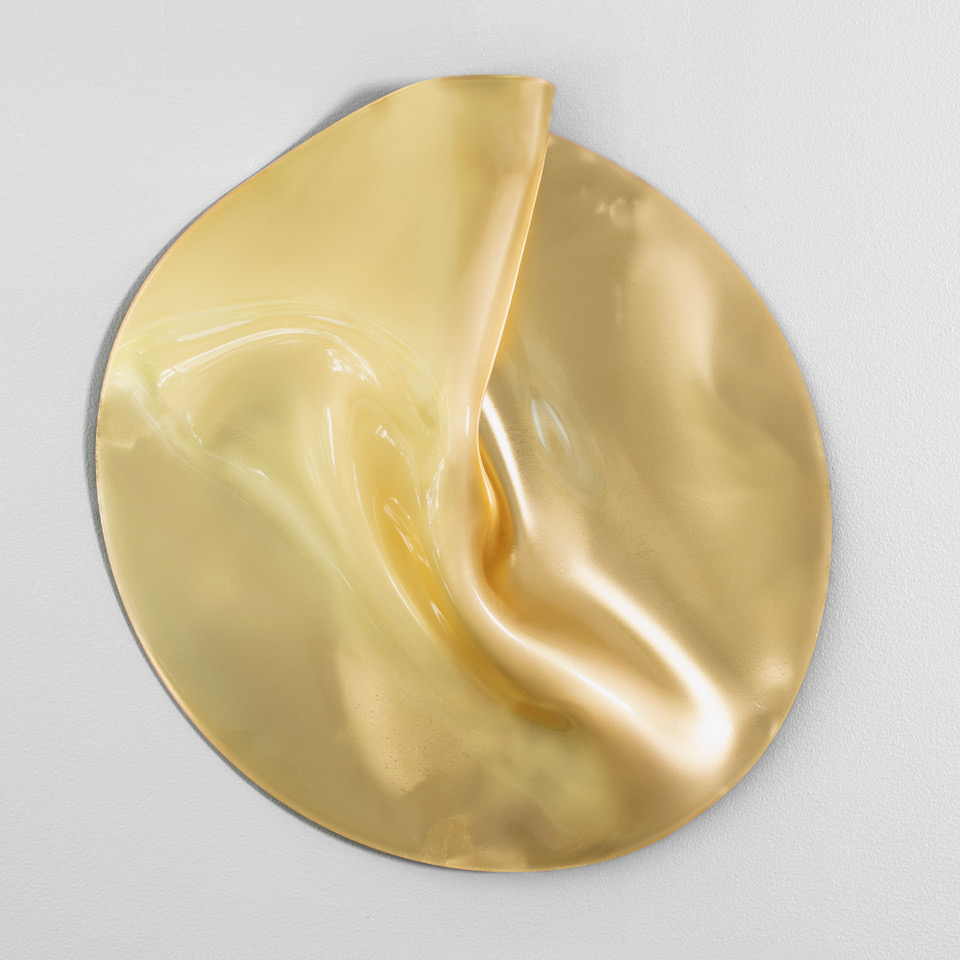 Gold Oval Wall Fold